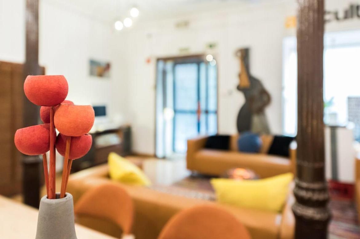 Encomienda Guest House Madrid Luaran gambar