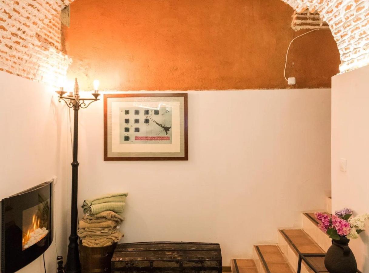 Encomienda Guest House Madrid Luaran gambar