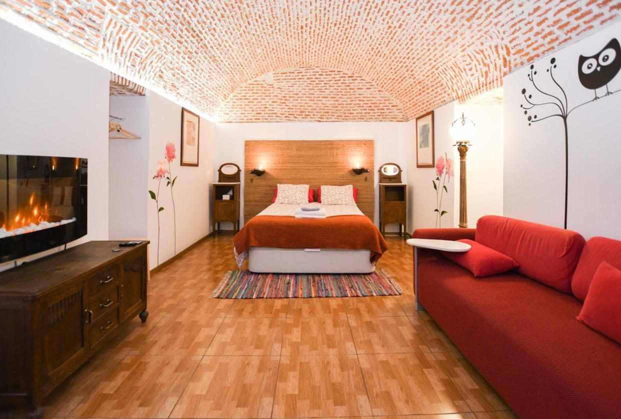 Encomienda Guest House Madrid Luaran gambar