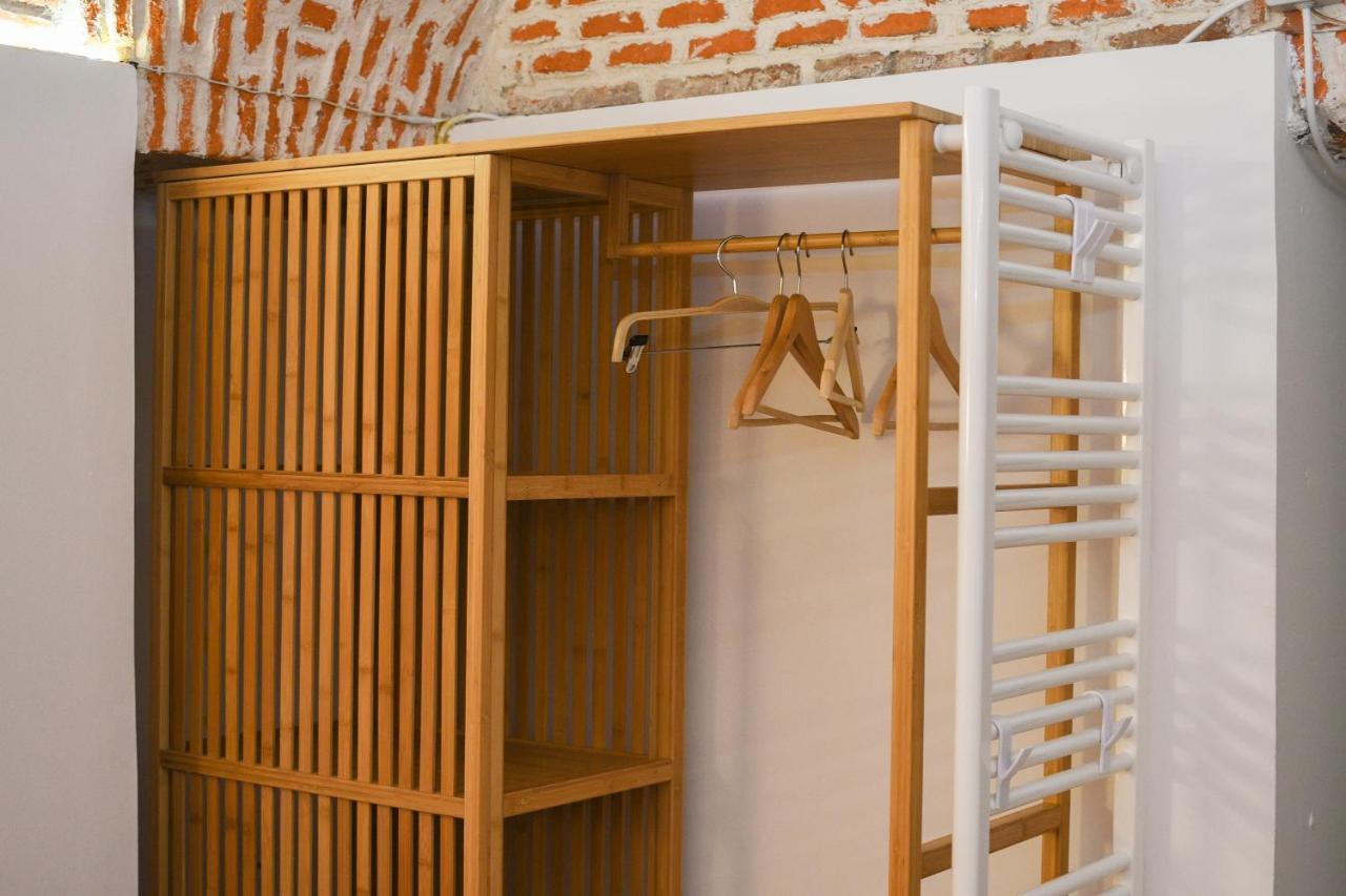 Encomienda Guest House Madrid Luaran gambar