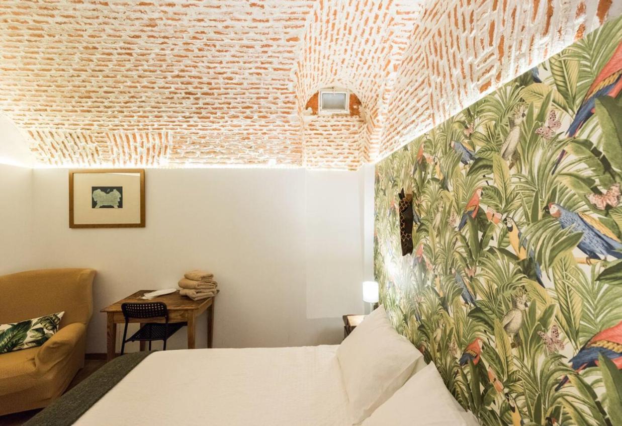 Encomienda Guest House Madrid Luaran gambar