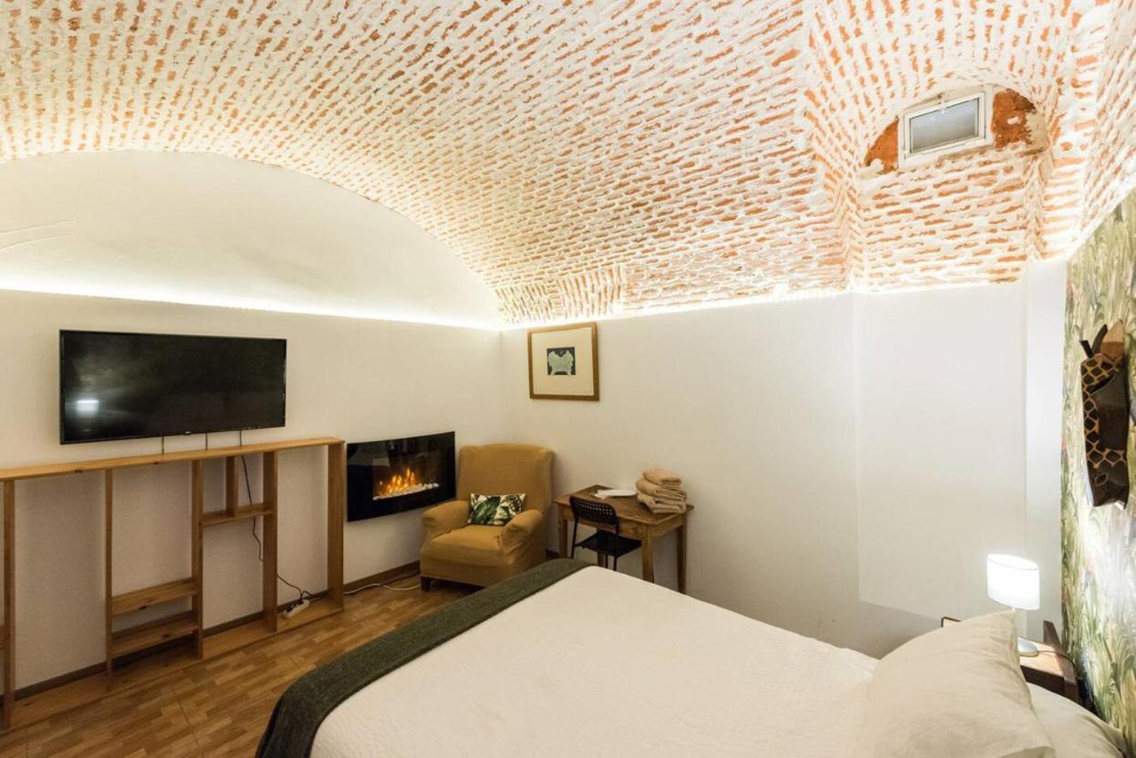Encomienda Guest House Madrid Luaran gambar