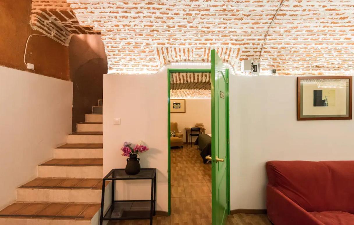 Encomienda Guest House Madrid Luaran gambar
