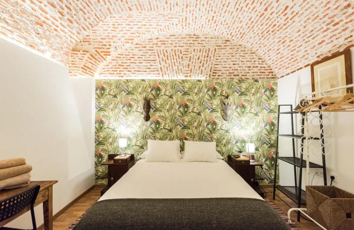 Encomienda Guest House Madrid Luaran gambar