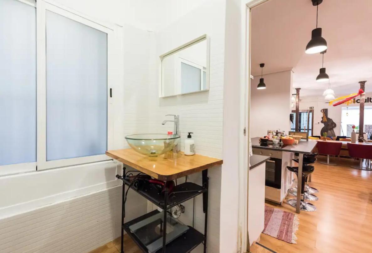Encomienda Guest House Madrid Luaran gambar
