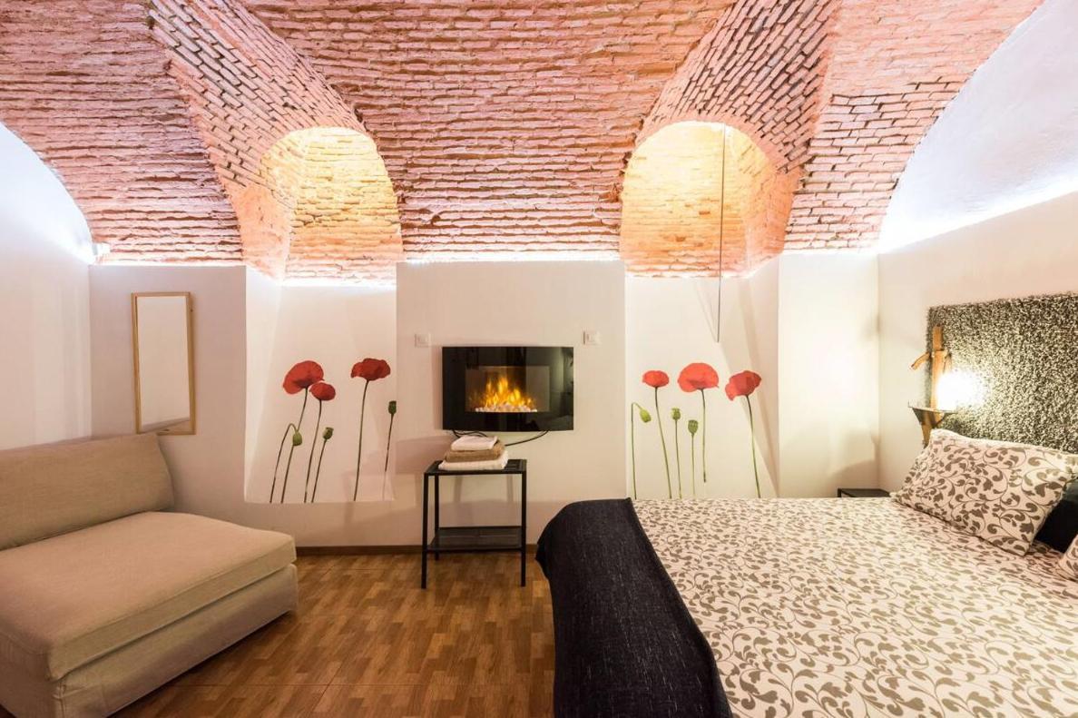 Encomienda Guest House Madrid Luaran gambar