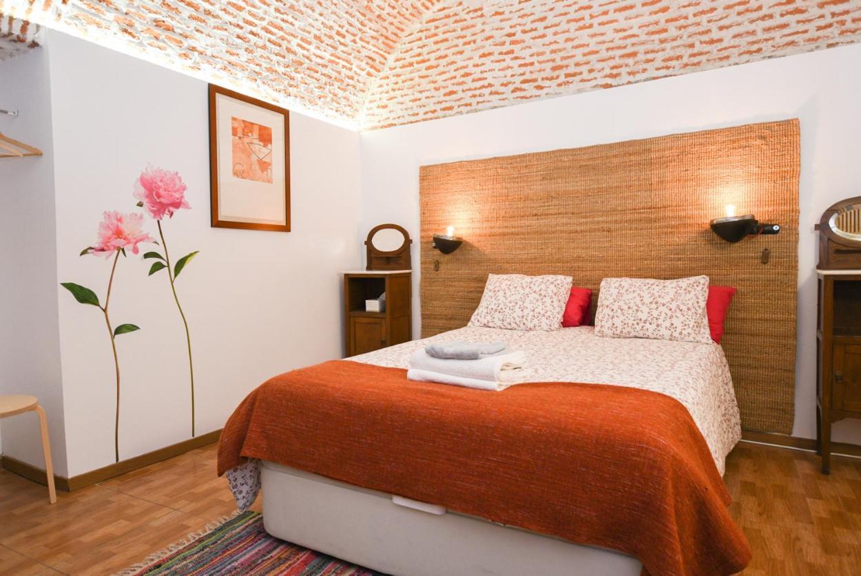 Encomienda Guest House Madrid Luaran gambar