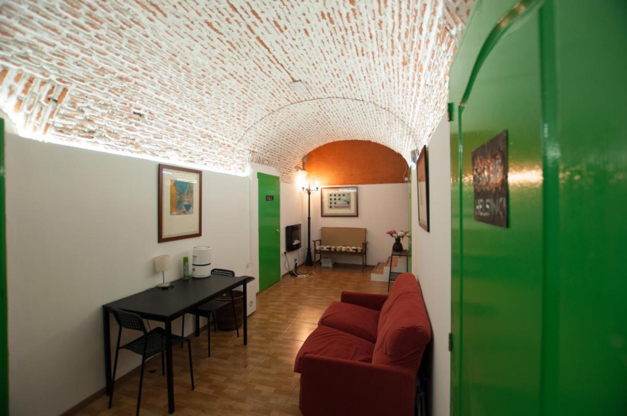 Encomienda Guest House Madrid Luaran gambar